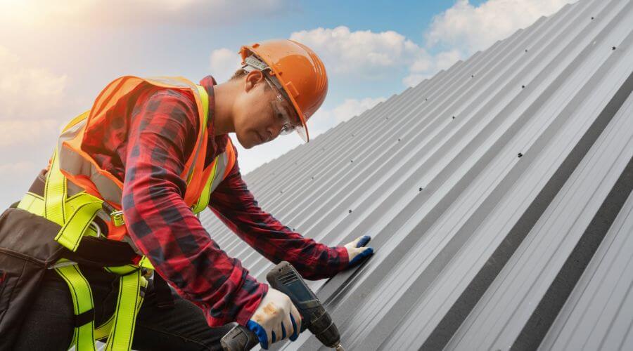Professional gutter cleaning in Port Clyde, ME